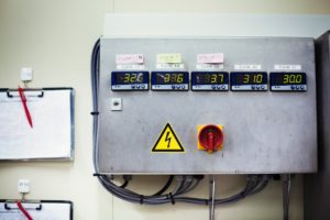 control de temperatura industrial sistema sensor transmisor controlador planta proceso sdi